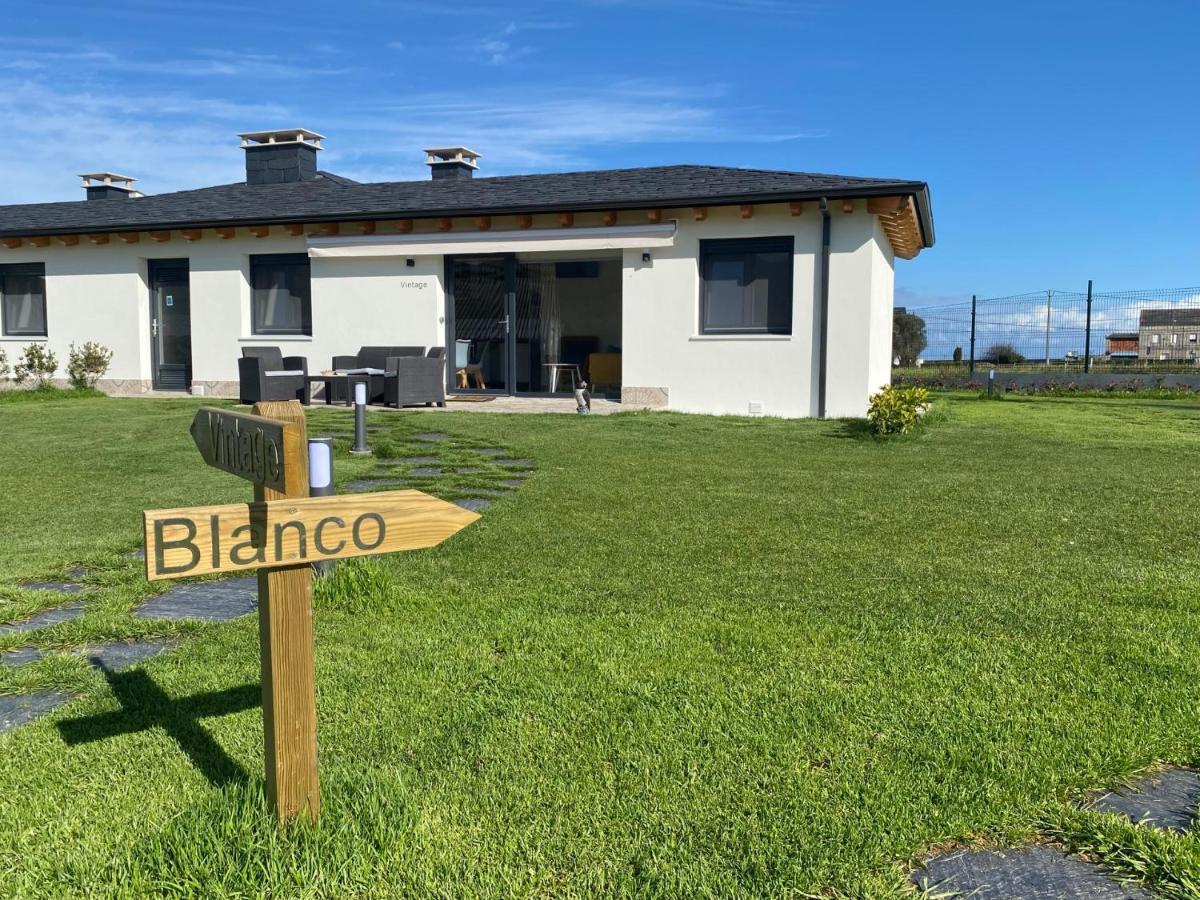 Apartamentos Turisticos Villacordido Villaframil Ribadeo Dış mekan fotoğraf